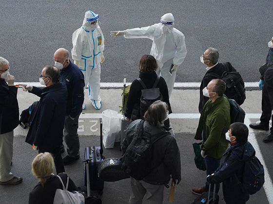 Специалисты Всемирной организации здравоохранения сегодня прибыли в китайский город Ухань, где впервые в мире был зафиксирован случай заражения COVID-19. Во время своего визита учёные проведут расследование о происхождении коронавируса, который предположи